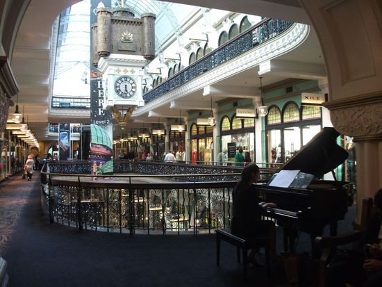 -Queen-Victoria-Building  (=QVB)-