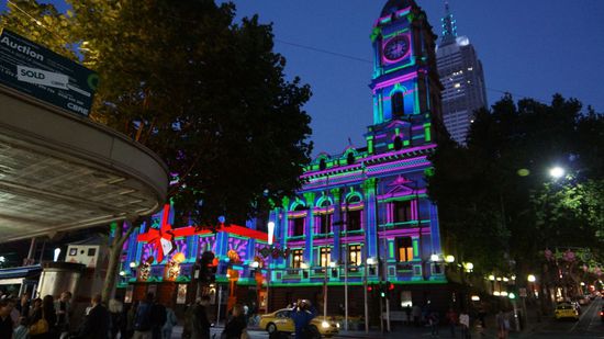 Townhall angestrahlt