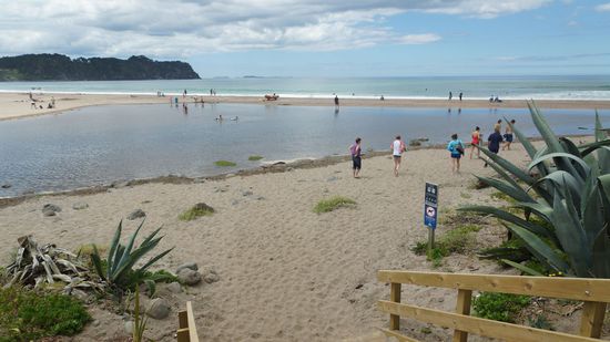 Hot-Water-Beach, mit herrlich warmem "Vor-Pool"
