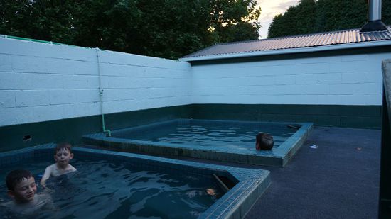 Rotorua: Hot-Pool auf dem CP, herrlich!