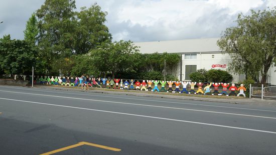 Taupo: lustiger Zaun an einer Schule