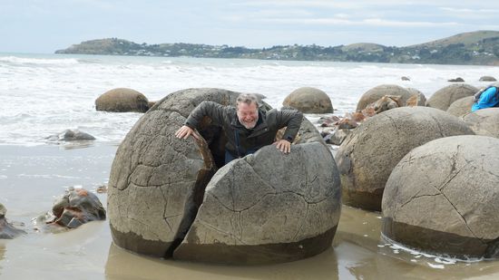 Moeraki - Boulder, leider schon zerbrochen