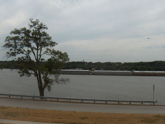 Mississippi mit Schiff