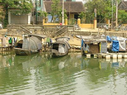 Hausboote auf dem Parfuemfluss