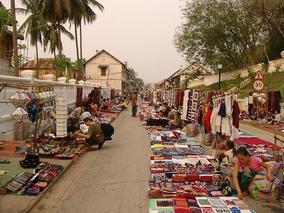 abendlicher Hmong-Markt