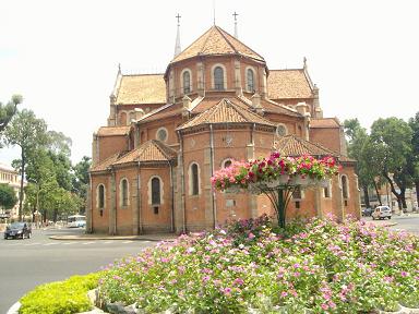 Notre Dame von hinten