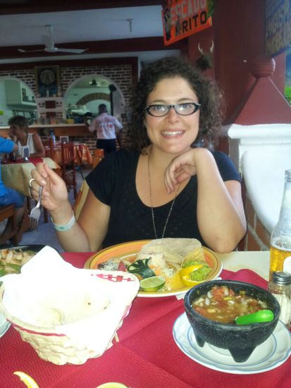 Anita mit leckren Fajitas 