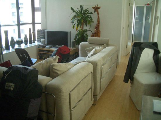 Geoffs Wohnzimmer ... unser Schlafzimmer für die nächsten Tage ...