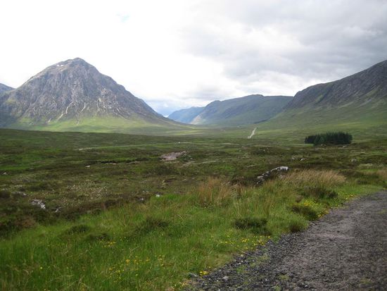 Stob Dearg (der höchste Gipfel der Buachaille Etive Mor) und Glen Coe