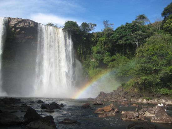 Salto Kama mit Regenbogen