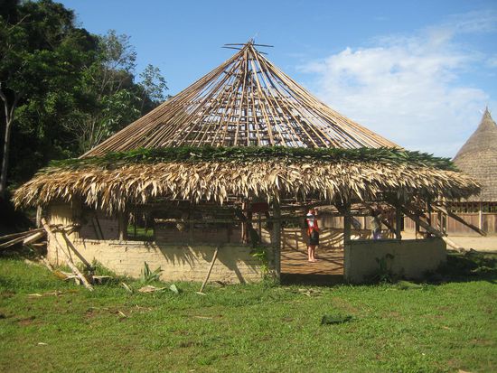 Die Hütte bekommt ein neues Dach