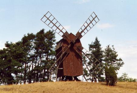Eine der vielen Windmühlen auf Öland