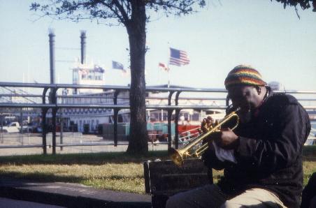 Jazztrompeter an der Waterfront