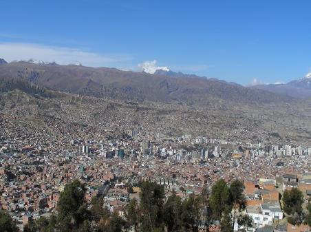 Sicht auf dem Weg nach El Alto auf La Paz
