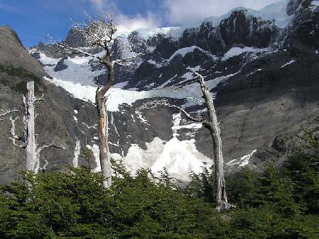 Noch ein Foto aus dem sehr schönen Valle de France, welches rundum mit Gletscher versehen ist (hier schlecht zu erkennen).