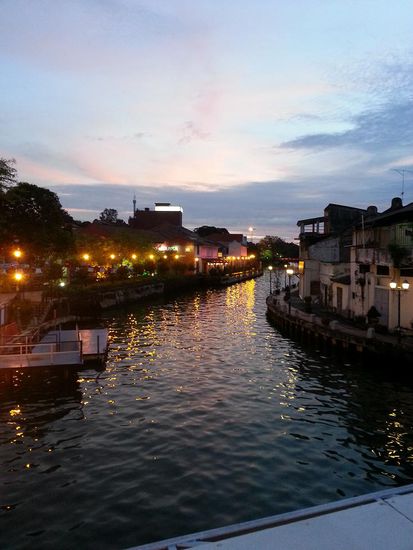 Sicht von unserem Hostel auf den Fluss