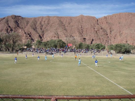 Fussball in schwindelnder Hoehe
