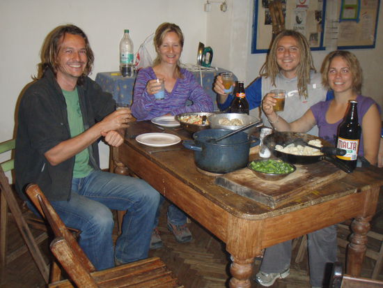 Unseren Freunden aus Deutschland die schon 2 Jahre nicht mehr dort waren, schmeckten Wolfis Semmelknoedel!