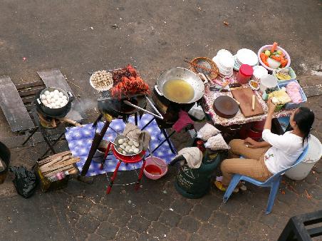 Traditionelle Garkueche zwischen all den "Barang-Restaurants"