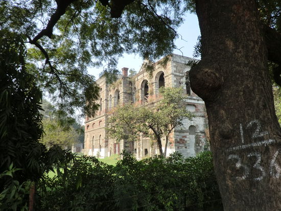 eines der Häuser im Fort