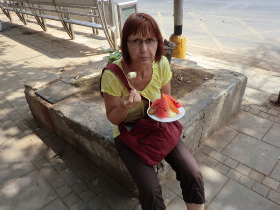 das Essen schmeckt und sieht gut aus, aber ehe Erwin das Foto schießt 