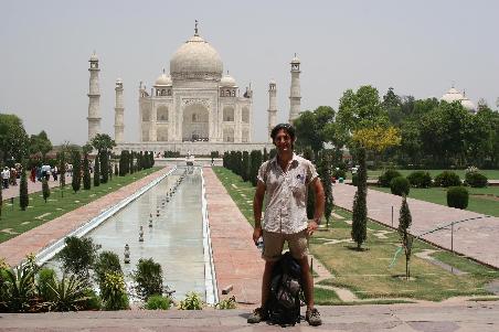 Das Taj, schoener und groesser als ich es mir vorgestellt habe.