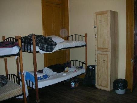 Und das Hostel ist wie uberall sonst auch - einen Schnarcher im 8 Bett Zimmer und die Nacht ist vorbei...