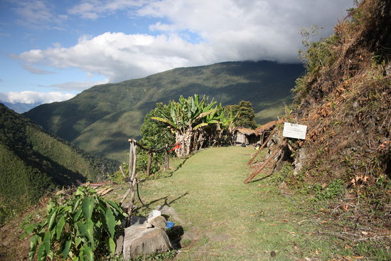 Eine Siedlung auf dem Trail.