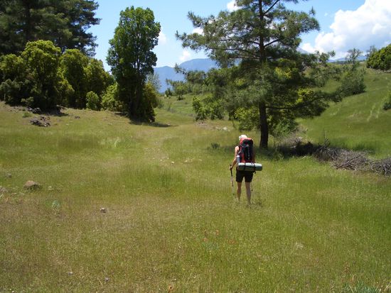 Der Weg ist nicht überall gekennzeichnet. Eine Landkarte und Führer sind unerlässlich.