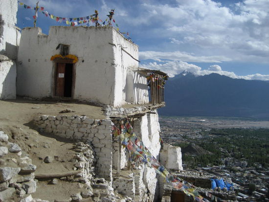 Die Burgruine hoch über Leh mit toller Rundumsicht.