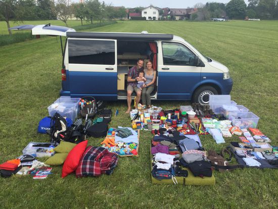 Nachdem der Bus eingeladen ist, starten wir über das Fichtelgebirge in die Tschechei.