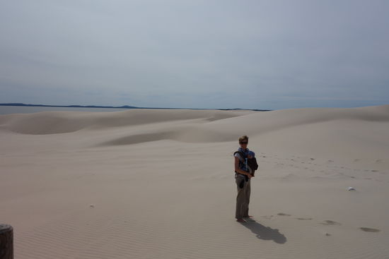 Nach 4 Tagen durch Polen kommen wir an der Ostsee an.
Hier auf der Lonsker Düne im slowinzischen Nationalpark.