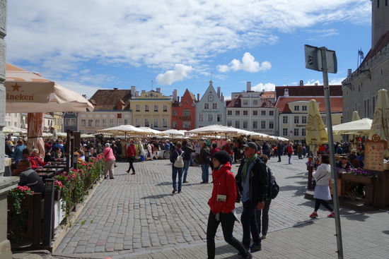 Im historischen Zentrum Tallins sind die mittelalterlichen Strukturen der Hansestadt noch komplett erhalten.