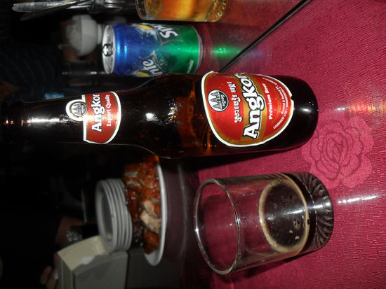 und lecker Angkor Bierchen