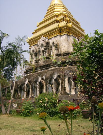 Wat Chiangmun in der Altstadt von Chiang Mai. (Da drin liegt angeblich irgendein Teil von Buddha - Zahn, Haar, Knochen oder irgendwas anderes)