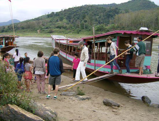 Erster Landgang: wir besuchen ein Dorf der Hmong - das hat aber mal so gar nichts mit unserem Lebensstil gemein.