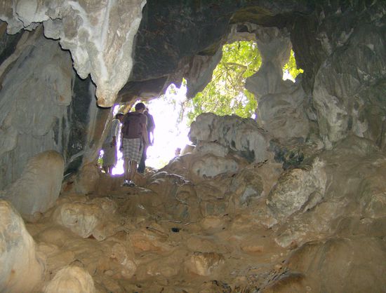 Eingang zur Höhle (hier von innen fotografiert)