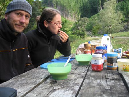 Luxusfruehstueck mit Tisch