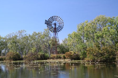 Windrad an der Cockatoo Lagoon