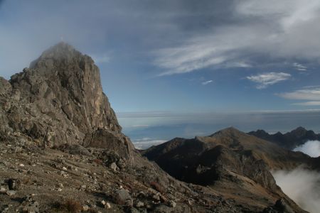 Mt. Wilhelm mit Nebelschleier