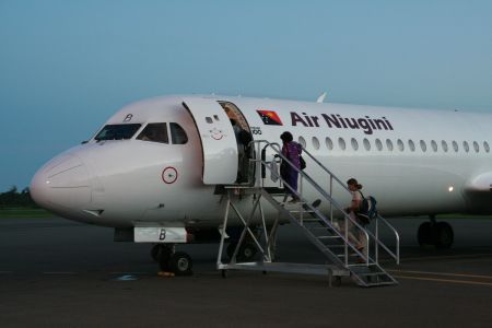 Abschied vom Air Niugini Country