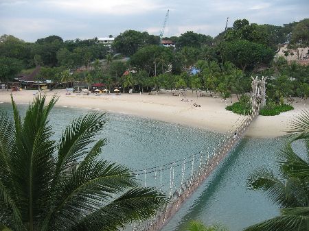 Baukraene satt am Horizont
