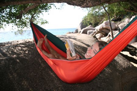 Relaxen im Schatten am Strand