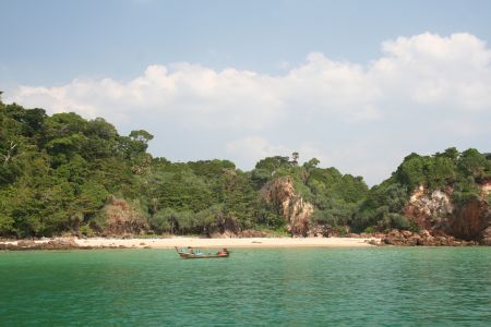 Mittagsruhe am Strand vor Koh Kradan
