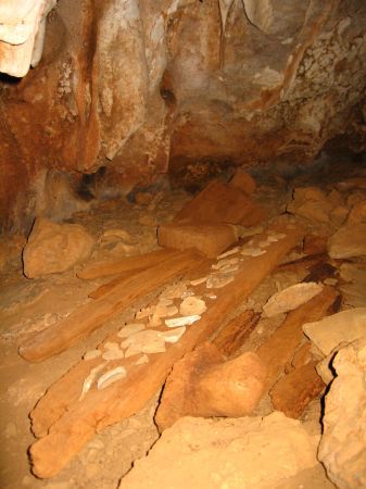 letzte Ruhestaette tief im Berg