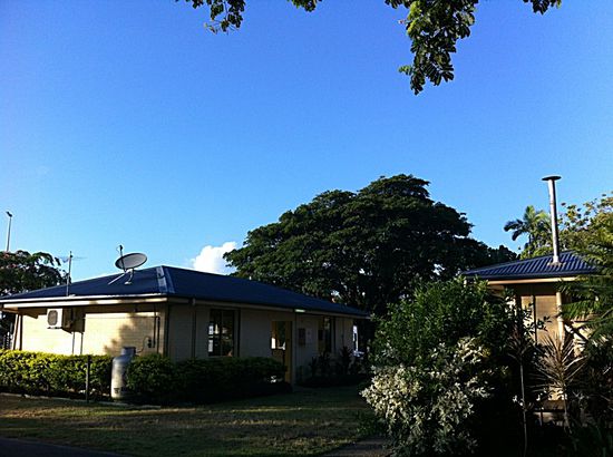 Cairns, Waschräume und Toiletten. Alles vorhanden und relativ sauber.