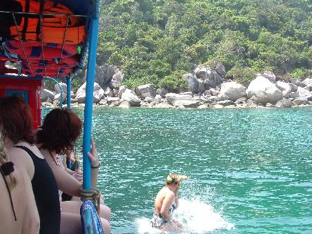 beherzter Sprung ins Wasser