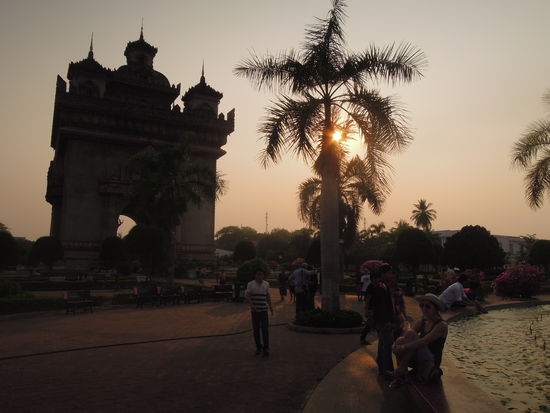 Triumphbogen, Patuxai