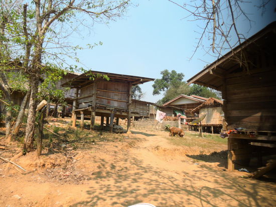 Lisu Dorf