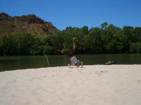 Breakdance am Sandstand irgendwo anner Flussseite..Kimberlys